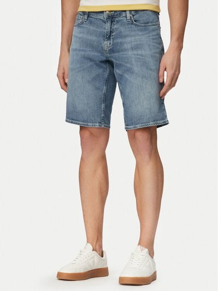 Guess Szorty jeansowe M6GD01 D0758 Niebieski jasny Regular Fit. Niebieskie szorty męskie Guess, z bawełny, bez kołnierzyka. Za 262.99 zł.