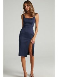 MADMEXT Sukienka w kolorze granatowym rozmiar: M. Niebieskie sukienki damskie MADMEXT, m, bez wzorów, bez kołnierzyka, bez ramiączek, midi. Za 121.99 zł.