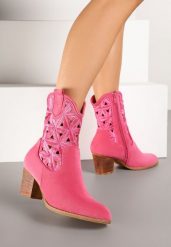Fuksjowe Botki Kowbojki Vices na Słupku z Geometrycznym Motywem Sarori. Czerwone botki damskie Renee, z jeansu, eleganckie, bez obcasa, na obcasie, bez zapięcia. Za 139.99 zł.