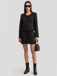 Spódnica damska mini z dodatkiem wełny czarna Felicia 906. Czarne spódniczki damskie Big Star, na jesień, l, bez wzorów, z materiału, eleganckie, mini. W wyprzedaży za 139.99 zł.