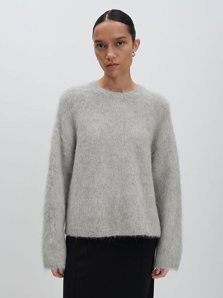 Someday Sweter w kolorze szarym rozmiar: 42. Szare swetry klasyczne damskie Someday, bez kołnierzyka. Za 274.95 zł.