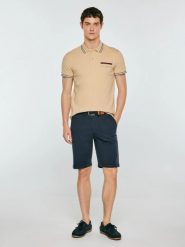 Koszulka męska polo z kontrastowym wykoŅczeniem beżowa Polos 801. Brązowe koszulki polo męskie Big Star, na lato, l, bez wzorów, z dzianiny, bez ramiączek. Za 139.99 zł.