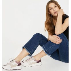 Parfois - Buty. Białe buty sportowe na co dzień damskie Parfois, bez wzorów, z gumy. Za 139.90 zł.