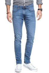 LEE SPODNIE MĘSKIE LUKE LT WORN FOAM L719KNER 112119117. Niebieskie spodnie materiałowe męskie Lee, bez wzorów, z jeansu. Za 209.99 zł.