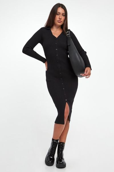 Sukienka prążkowana midi DKNY. Sukienki damskie DKNY, m, bez wzorów, prążkowane, bez kołnierzyka, bez ramiączek, midi. Za 759.00 zł.