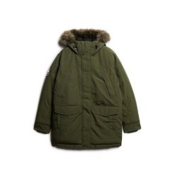 Parka z syntetycznym futrem Superdry Everest. Zielone parki męskie Superdry., na zimę, m, bez wzorów, z syntetyku. W wyprzedaży za 746.20 zł.