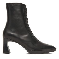 Botki Hispanitas. Czarne botki damskie Hispanitas, bez obcasa, na słupku, bez zapięcia. Za 859.99 zł.