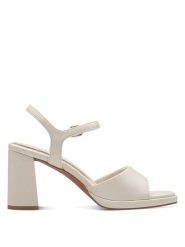 Marco Tozzi Sandały w kolorze białym na obcasie rozmiar: 37. Białe sandały damskie Marco Tozzi, bez wzorów, bez obcasa, na koturnie. Za 86.16 zł.