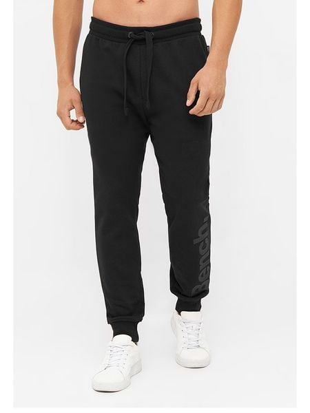 Bench Spodnie dresowe "Paxton" w kolorze czarnym rozmiar: 52. Czarne spodnie dresowe męskie Bench, bez wzorów, z dresówki. Za 132.95 zł.