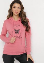 Różowa Klasyczna Bluza z Polarem i Kapturem Wkładana Przez Głowę i Ozdobiona Nadrukiem Lettora. Czerwone bluzy z kapturem damskie Born2be, l, z polaru. Za 84.99 zł.