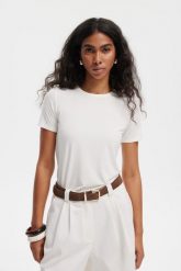 T-SHIRT NINA ECRU XS - Flawless. T-shirty damskie Flawless, uniwersalny, bez wzorów, z materiału, bez kołnierzyka. Za 229.00 zł.