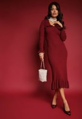 Bordowa Sweterkowa Sukienka Midi z Wywiniętym Kołnierzem i Falbankami Totfara. Czerwone sukienki damskie Renee, m, bez wzorów, eleganckie, bez kołnierzyka, bez ramiączek, midi. W wyprzedaży za 104.99 zł.