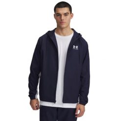 Kurtka Under Armour UA Rival Woven Windbreaker. Niebieskie kurtki męskie Under Armour, l, bez wzorów, z materiału, z kapturem. Za 302.25 zł.