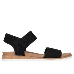 Sandały damskie Skechers BOBS Desert Kiss Low - Top Look. Czarne sandały damskie Skechers, bez wzorów, bez obcasa. Za 264.00 zł.
