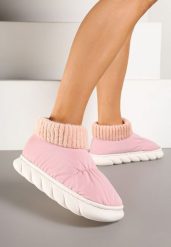 Różowe Kapcie Vices na Piankowej Podeszwie z Pikowaną Cholewką Velavina. Czerwone kapcie damskie Renee, z dzianiny. Za 29.99 zł.