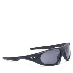 Okulary przeciwsłoneczne Oakley. Czarne okulary przeciwsłoneczne damskie Oakley. Za 609.99 zł.