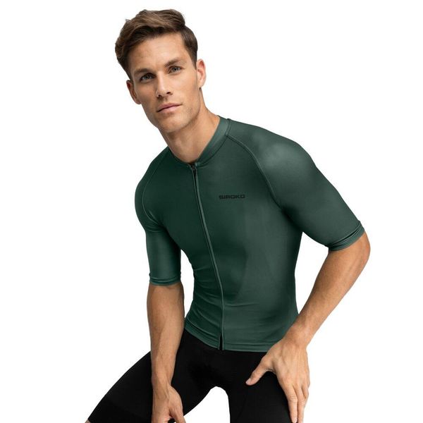 Męska koszulka rowerowa z krótkim rękawem Kolarstwo Siroko M2 Dirty Road. Zielone t-shirty sportowe męskie SIROKO, m, bez ramiączek, rowerowe. W wyprzedaży za 210.00 zł.