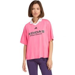 Koszulka damska adidas Tiro Q4. Czerwone bluzki sportowe damskie Adidas, l, z materiału, bez kołnierzyka, bez ramiączek. Za 141.99 zł.