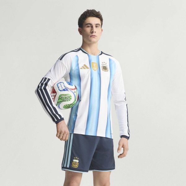 Koszulka Argentina 26 Home Authentic Long Sleeve. Białe koszulki męskie z długim rękawem Adidas. Za 699.00 zł.