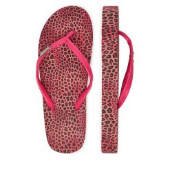 Japonki Juicy Couture. Czerwone klapki damskie Juicy Couture, bez wzorów, bez obcasa. Za 79.99 zł.