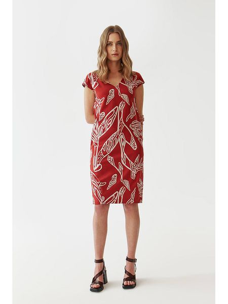 TATUUM Sukienka w kolorze biało-czerwonym rozmiar: S. Białe sukienki damskie Tatuum, na co dzień, s, bez wzorów, bez kołnierzyka, bez ramiączek, midi, proste. Za 113.36 zł.