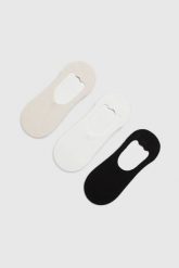 Skarpety 3-pack. Skarpetki damskie MOODO, bez wzorów, z bawełny. Za 34.99 zł.