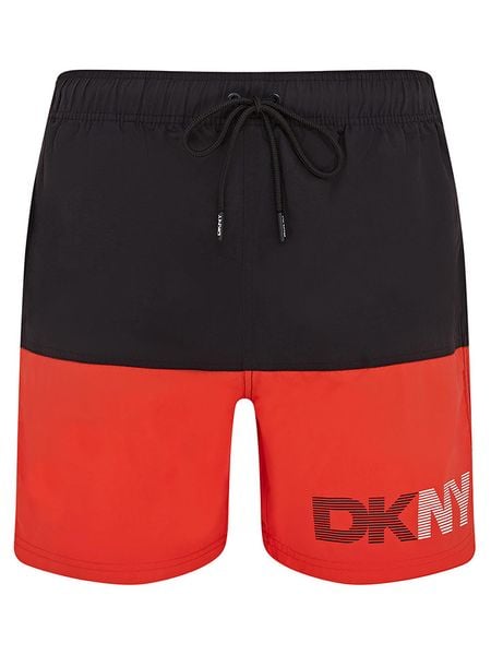 DKNY Szorty kąpielowe w kolorze czarno-czerwonym rozmiar: XL. Czarne szorty sportowe męskie DKNY, xl, z materiału, outdoorowe. Za 114.17 zł.