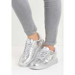 Srebrne Buty Sportowe Trini. Szare buty sportowe na co dzień damskie Born2be, bez wzorów. Za 29.99 zł.
