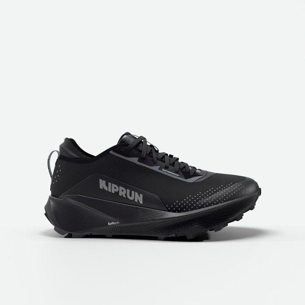 Buty do biegania w terenie męskie Kiprun Kipsummit WP. Czarne buty fitness męskie KIPRUN. Za 499.99 zł.