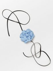 Becksöndergaard Naszyjnik "Althea Flower" w kolorze błękitnym rozmiar: onesize. Niebieskie naszyjniki damskie Becksöndergaard. Za 69.91 zł.