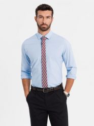 Bawełniana klasyczna koszula REGULAR - błękitna V1 - Rozmiar: L. Niebieskie koszule męskie Ombre Clothing, l, bez wzorów, z bawełny, bez kołnierzyka, bez ramiączek. W wyprzedaży za 79.99 zł.