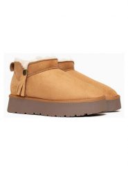 ISLAND BOOT Botki "Ilonie" w kolorze jasnobrązowym rozmiar: 38. Brązowe botki damskie Island Boot, z materiału, bez obcasa, na platformie, bez zapięcia. Za 158.10 zł.