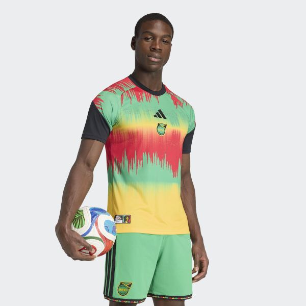Podstawowa koszulka rozgrzewkowa Jamajka 26 x Bob Marley. Czerwone t-shirty sportowe męskie Adidas, bez ramiączek, na fitness i siłownię, climacool (adidas). Za 299.00 zł.