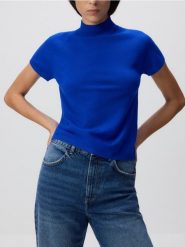 Sweter z wiskozą - niebieski. Niebieskie swetry klasyczne damskie Reserved, l, z dzianiny, bez kołnierzyka. W wyprzedaży za 49.99 zł.