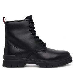 Kozaki HUGO. Czarne buty zimowe męskie Hugo, bez zapięcia. Za 879.99 zł.