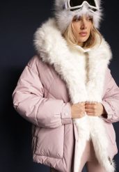 Różowa Kurtka Pikowana z Kapturem i Odpinanymi Futerkowymi Wstawkami Izafera. Czerwone kurtki damskie Renee, m, bez wzorów, z jeansu, z kapturem. Za 329.99 zł.