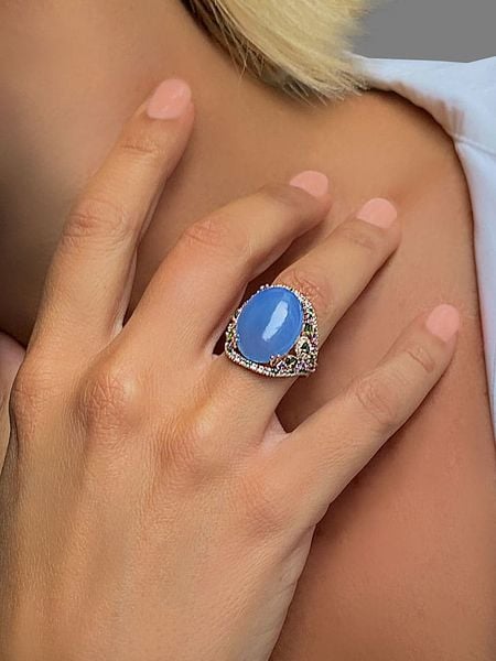 Les Petites Précieuses Srebrny pierścionek z kamieniami szlachetnymi rozmiar: 60. Niebieskie pierścionki damskie Les Petites Précieuses, z cyrkonią, srebrne. Za 326.99 zł.