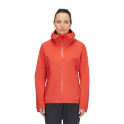 Kurtka przeciwdeszczowa damska Rab Women's Downpour Light Jacket z kapturem. Brązowe kurtki przeciwdeszczowe damskie RAB, s, z kapturem. Za 539.99 zł.