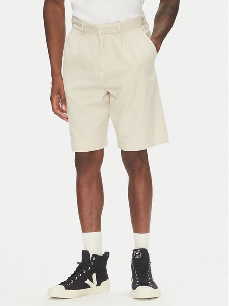 Lindbergh Szorty materiałowe 30-505054 Beżowy Wide Fit. Brązowe szorty męskie Lindbergh, z bawełny, bez kołnierzyka. Za 129.99 zł.