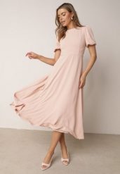 Różowa Elegancka Sukienka VICES o Rozkloszowanym Kroju z Krótkim Rękawem Aezith. Czerwone sukienki damskie Born2be, na co dzień, l, bez wzorów, eleganckie, bez kołnierzyka, bez ramiączek, maxi, proste. Za 219.99 zł.