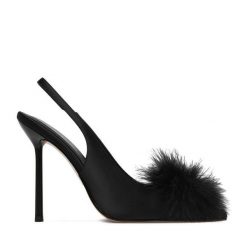 Szpilki Eva Minge. Czarne szpilki Eva Minge, bez wzorów, bez obcasa. Za 479.99 zł.