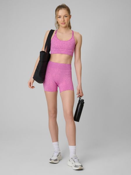 4F Spodenki treningowe bezszwowe damskie - różowe XS/S. Czerwone szorty damskie 4f, bez wzorów, z dzianiny, biznesowe, z podwyższonym stanem. Za 119.99 zł.