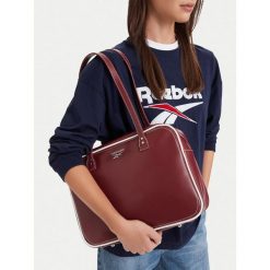 Torebka Reebok. Czerwone torebki klasyczne damskie Reebok, bez wzorów, bez dodatków. Za 169.99 zł.