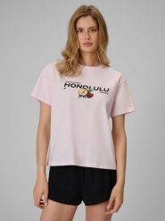 4F T-shirt loose z nadrukiem damski - różowy M. Czerwone t-shirty damskie 4f, m, bez wzorów, z bawełny, bez kołnierzyka. Za 69.99 zł.