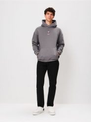 Bluza hoodie z haftem Peanuts - szary. Szare bluzy bez kaptura męskie Sinsay, l. Za 69.99 zł.