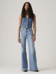 Levi's Dżinsy - Comfort fit - w kolorze błękitnym rozmiar: W26/L32. Niebieskie jeansy damskie Levi's, z podwyższonym stanem. Za 196.70 zł.