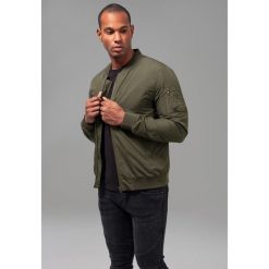 Parka Urban Classic light. Zielone parki męskie Urban Classics, na zimę, m, bez wzorów. Za 221.50 zł.