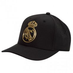 Czapka z daszkiem Real Madryt - oficjalna licencjonowana. Czarne czapki męskie Real Madrid, bez wzorów, sportowe. Za 99.00 zł.
