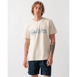 Koszulka z nadrukiem męska Fjallraven Multicolor Logo T-shirt. Białe t-shirty męskie Fjällräven, m, bez wzorów, z bawełny, bez kołnierzyka. Za 235.39 zł.