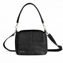 Skórzana torebka damska crossbody Solier FL50 CASSIA czarna. Czarne torebki klasyczne damskie bez wzorów, ze skóry, bez dodatków. Za 189.00 zł.